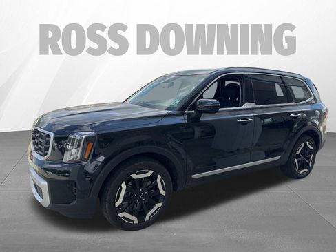 Used 2025 Kia Telluride S image 2