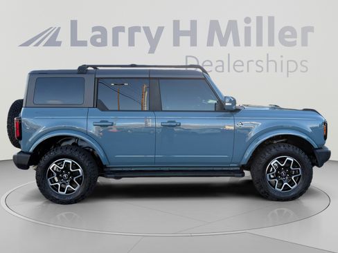 Used 2023 Ford Bronco Outer Banks AWD/4WD image 6