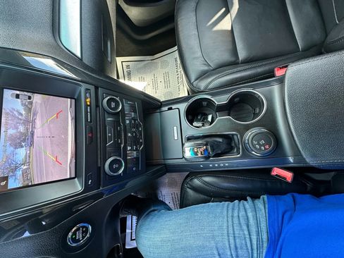 Used 2016 Ford Explorer XLT w/ Equipment Group 202A image 27
