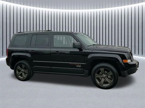 Used 2016 Jeep Patriot 75th Anniversary w/ Power Value Group image 3