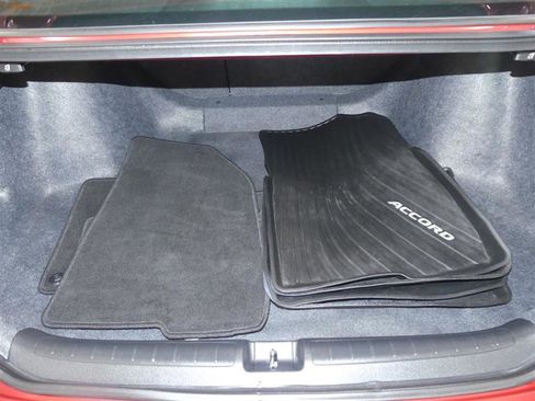 Used 2020 Honda Accord EX image 17