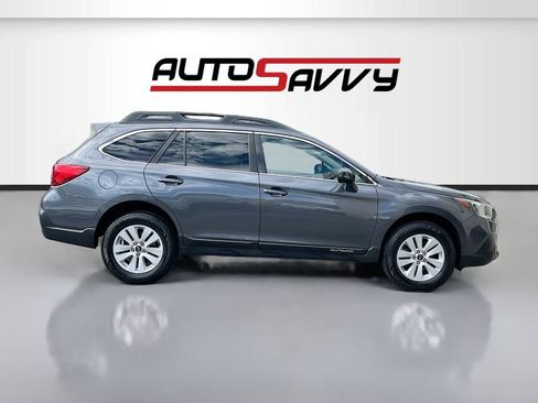 Used 2018 Subaru Outback 2.5i Premium AWD/4WD image 8