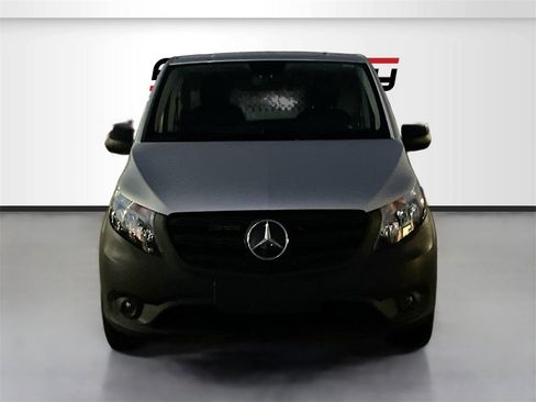 Used 2023 Mercedes-Benz Metris image 25