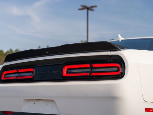 Used 2022 Dodge Challenger GT w/ Plus Package image 13