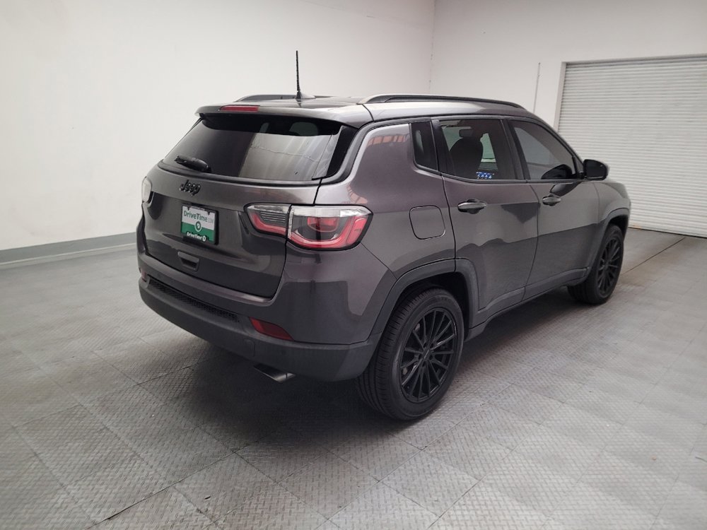 Used 2018 Jeep Compass Limited w/ Navigation Group FWD image 9