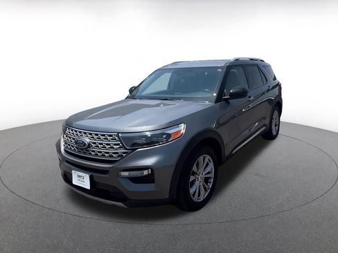 Used 2023 Ford Explorer Limited image 7