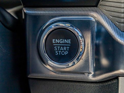 Used 2025 Ford F150 Raptor image 22