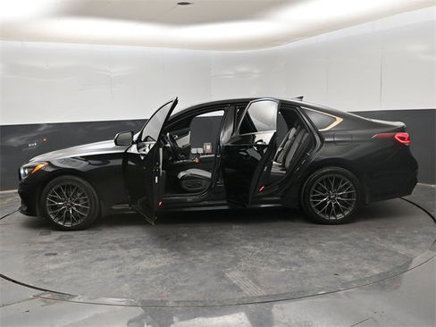 Used 2018 Genesis G80 3.3T Sport image 34