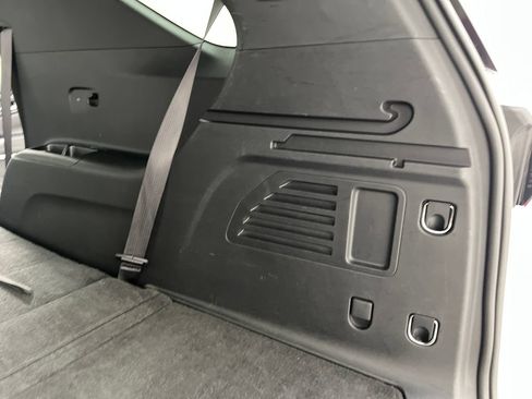 Used 2024 Chevrolet Traverse LT FWD image 45