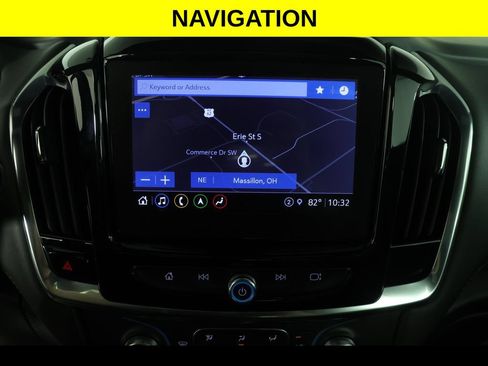 Used 2023 Chevrolet Traverse LT w/ LT Premium Package AWD/4WD image 14