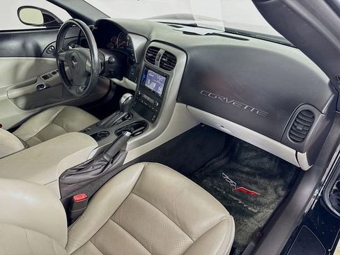 Used 2006 Chevrolet Corvette Base w/ Preferred Equipment Group image 30