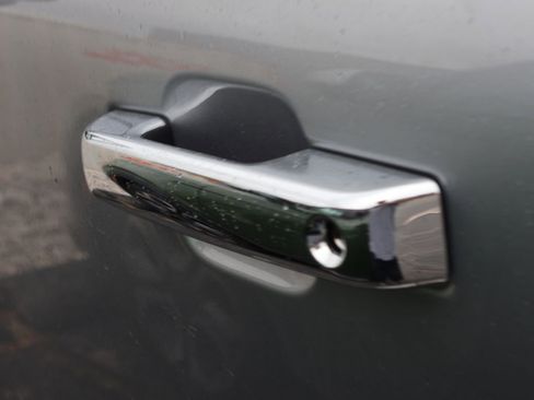 Used 2024 Ford F150 XLT w/ Mobile Office Package image 20