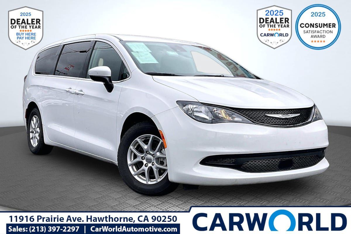 Used 2023 Chrysler Voyager LX FWD image 1