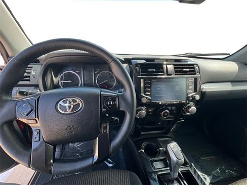 Used 2024 Toyota 4Runner TRD Off-Road image 21