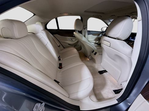 Used 2018 Mercedes-Benz E 300 w/ Premium 1 Package image 27