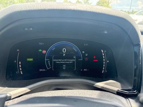 Used 2025 Toyota Camry SE FWD image 26