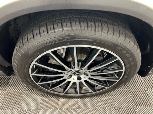 Used 2021 Mercedes-Benz GLC 300 4MATIC Coupe image 39