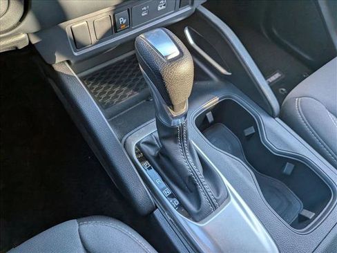 Used 2022 Nissan Frontier SV w/ Technology Package image 12