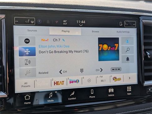 New 2026 Chrysler Pacifica Select image 18