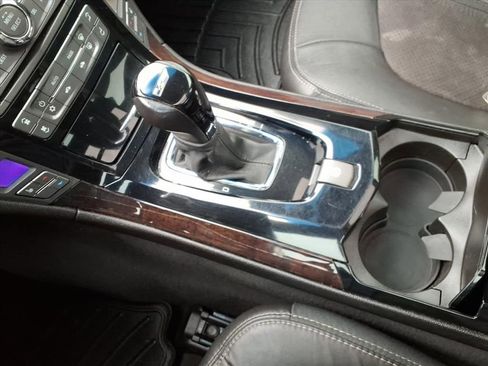 Used 2014 Cadillac CTS V w/ Wood Trim Package image 27