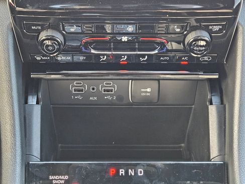 New 2025 Jeep Grand Cherokee L Limited image 12