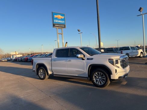 Used 2023 GMC Sierra 1500 Denali image 7