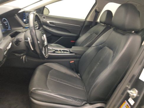 Used 2020 Hyundai Sonata Limited w/ Preferred Accessory Package image 17