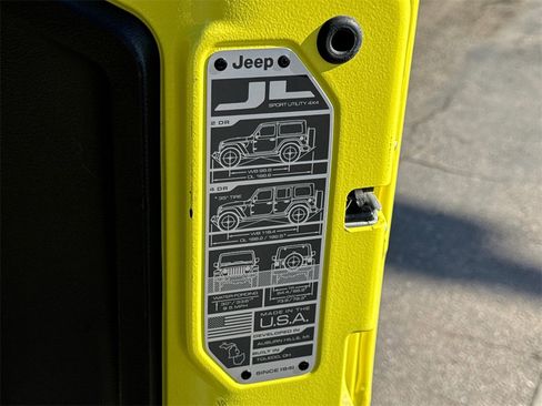 Certified 2023 Jeep Wrangler Unlimited Rubicon 4xe image 14