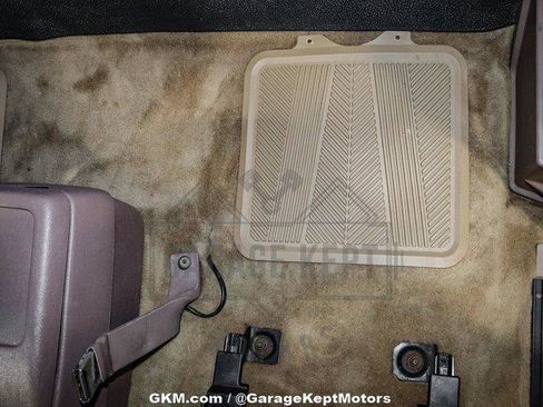 Used 1994 Ford Bronco XL image 90