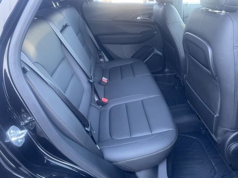 Used 2025 Chevrolet TrailBlazer ACTIV w/ Convenience Package image 18