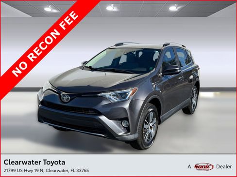 Used 2018 Toyota RAV4 XLE image 1