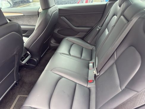 Used 2023 Tesla Model 3 Performance image 9