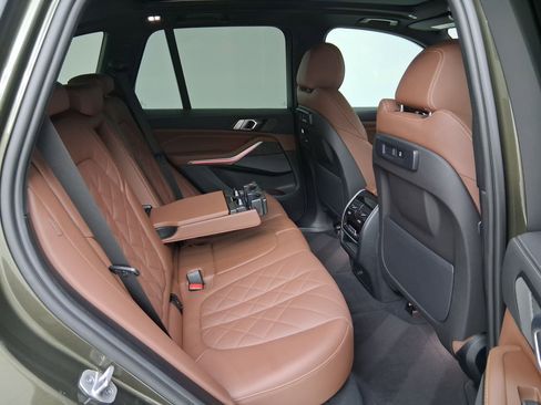 Certified 2023 BMW X5 sDrive40i w/ Climate Comfort Package image 33