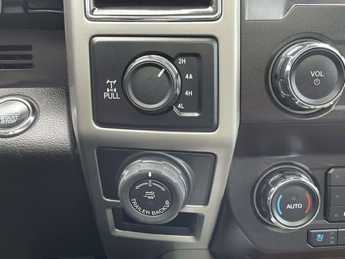 Used 2019 Ford F150 Lariat AWD/4WD image 30
