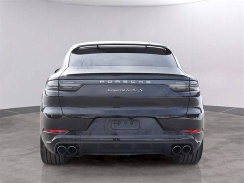 Certified 2023 Porsche Cayenne Turbo S image 7