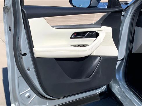 Used 2024 MAZDA CX-90 3.3 Turbo w/ Premium Plus Pkg image 21