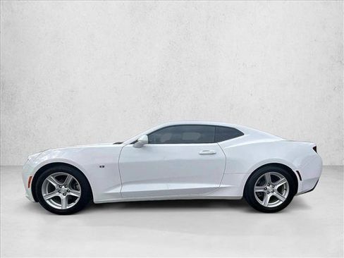 Used 2017 Chevrolet Camaro LS RWD image 6