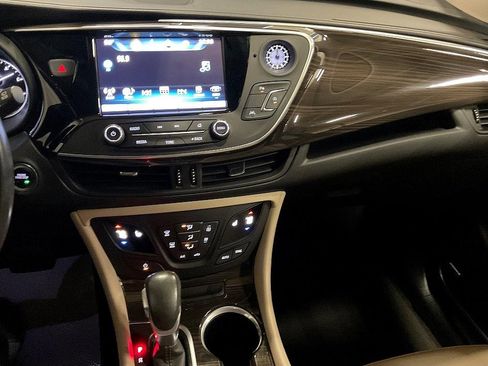 Used 2019 Buick Envision Premium image 20