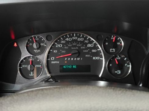 Used 2020 Chevrolet Express 2500 w/ Driver Convenience Package RWD image 28