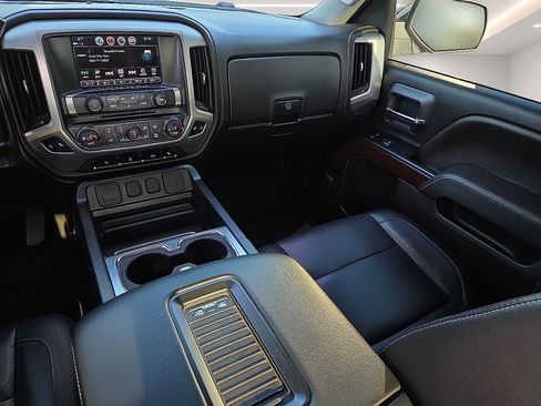 Used 2018 GMC Sierra 1500 SLT w/ SLT Premium Package AWD/4WD image 12