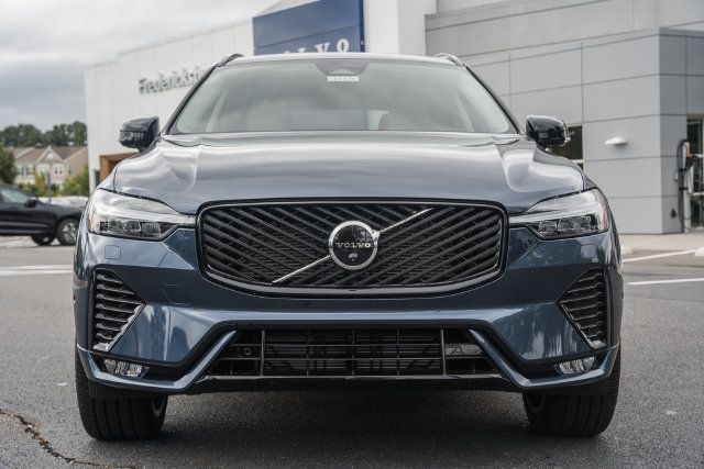 New 2027 Volvo XC60 B5 Ultra AWD/4WD image 2