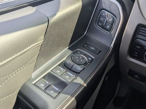 New 2026 Ford F450 Platinum w/ Platinum Plus Package image 25