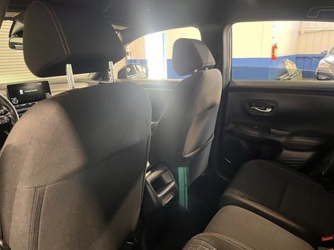 Used 2025 Honda HR-V Sport image 18