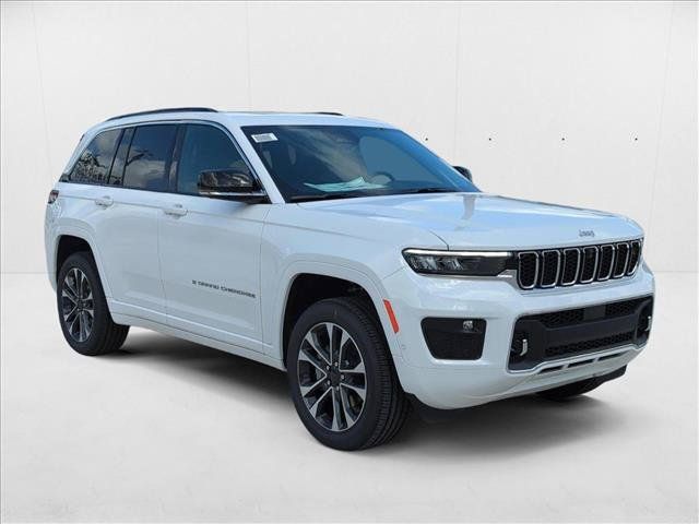 New 2025 Jeep Grand Cherokee Overland w/ Adv Protech Group III AWD/4WD image 7