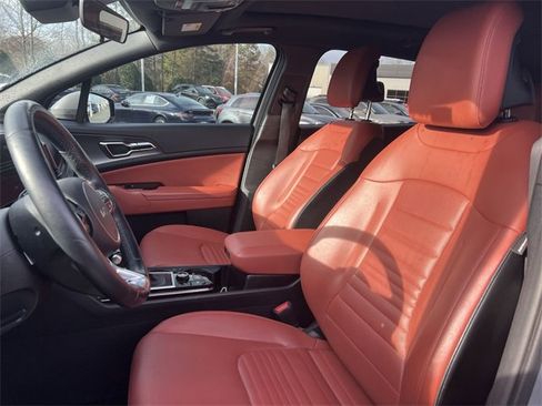 Certified 2024 Kia Sportage SX image 11