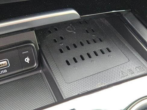 Used 2023 Kia Stinger GT-Line w/ Sun & Sound Package AWD/4WD image 32