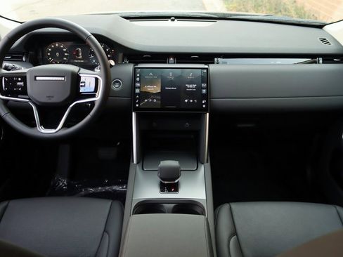 Certified 2025 Land Rover Discovery Sport S image 9
