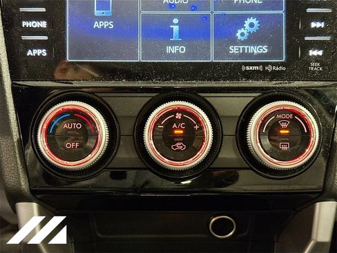 Used 2018 Subaru Forester 2.5i Premium w/ All-Weather Package image 17