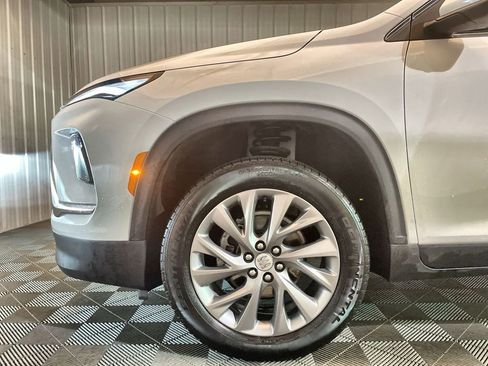 Used 2025 Buick Enclave Preferred image 32