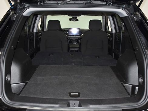 Used 2025 Chevrolet Blazer LT image 29